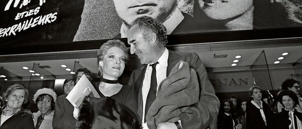 Michel Piccoli und Romy Schneider im Februar 1971 bei der Premiere von Claude Sautets „Das Mädchen und der Kommissar“. 