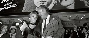 Michel Piccoli und Romy Schneider im Februar 1971 bei der Premiere von Claude Sautets „Das Mädchen und der Kommissar“. 