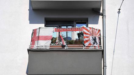 Stadtmeisteronien. Union-Fans zelebrieren den Sieg über Hertha.
