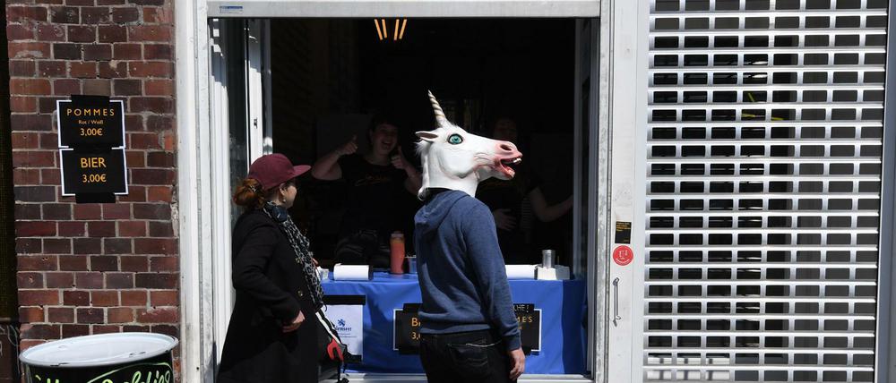 Nicht immer flauschig, aber selten in der Herde: Einhorn in Berlin.