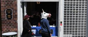 Nicht immer flauschig, aber selten in der Herde: Einhorn in Berlin.