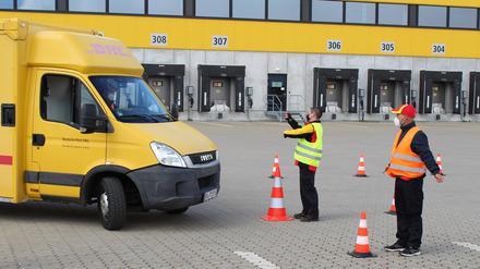 Fahrtraining an der Mechanisierten Zustellbases von DHL in Großbeeren im Kreis Teltow-Fläming in Brandenburg.