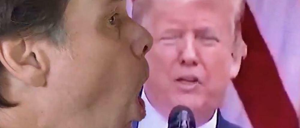 Jim Carrey nimmt in einem Video, das er auf Twitter veröffentlichte, US-Präsident Trump aufs Korn.