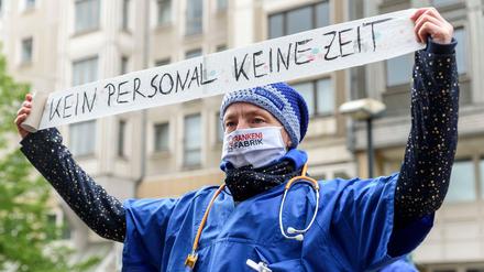 Am Tag der Pflege vor einer Woche wies bereits das Aktionsbündnis "Gesundheit ohne Profite" auf die Belastung in der Coronakrise hin.
