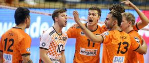 In der Bundesliga und im nationalen Pokal jubelten die Volleys ständig.