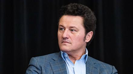 Der polnische Star-Tenor Piotr Beczała bei einer Pressekonferenz vor der Aufführung von „Halka“ in Warschau.