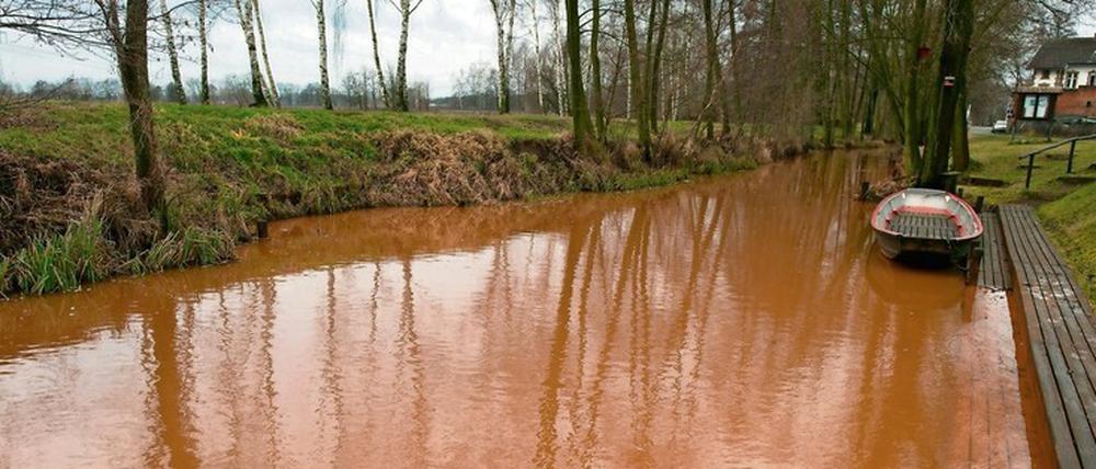 Die Belastung der Spree mit Sulfat entsteht vor allem durch die Einleitung von Grundwasser aus den Tagebauen der Lausitz.