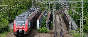 Die Bahn nimmt wieder Fahrt auf.