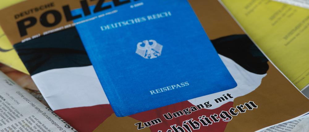 Bei Reichsbürgern beliebt: Die Erstellung Phantasie-Pässen.