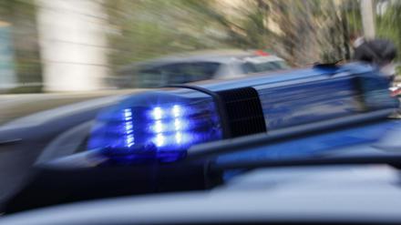 Mehr als zwei Dutzend Streifenwagen waren am Sonntagmorgen im Einsatz in Nürnberg. (Symbolbild)
