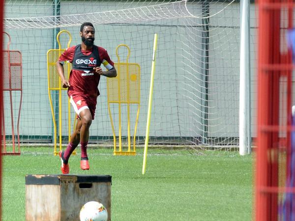 Alleine unterwegs: In Italien halten sich wie hier beim FC Turin die Spieler fit.