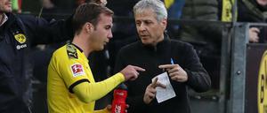 Mario Götze (links, mit Trainer Lucien Favre) wird den Verein am Saisonende verlassen.
