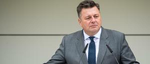 Innensenator Andreas Geisel will die Versammlungsfreiheit wieder vollständig herstellen.