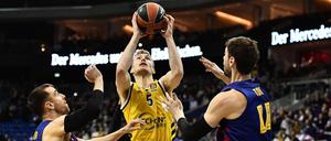 Finger weg: Die Euroleague-Profis halten wenig von einer Saisonfortsetzung.