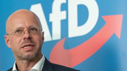 Andreas Kalbitz wurde aus der AfD geworfen, bleibt aber Mitglied der Landtagsfraktion.