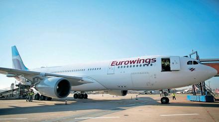 Eurowings verpatzte die Saisonpremiere - der Flughafen auf Sardinien ist noch bis zum 24. Juni gesperrt. 
