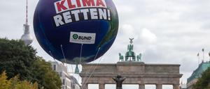 Von der Straße ins Parlament. Aus der Klimabewegung heraus gründet sich eine Partei.