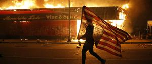 Am Montag kam der Afroamerikaner George Floyd in Minneapolis gewaltsam zu Tode. In den Tagen danach entbrannten dort zum Teil gewaltsame Proteste.