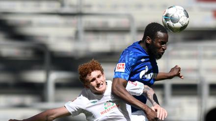 Hartes Ringen, aber kein Ertrag für Schalke. Seit elf Spielen ist S04 ohne Sieg.
