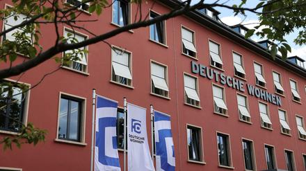 Ein Volksbegehren kämpft dafür, die Deutsche Wohnen zu enteignen. Das Unternehmen sagt, seine Größe werde in Berlin überschätzt.