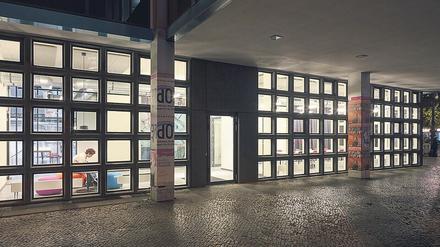 Eine Fassade muss sprechen, findet Florian Köhl, zur Kommunikation einladen. Bei Tag und manchmal auch bei Nacht.