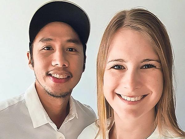 Miguel Fuentes und Nikki de Weerd gründeten die Facebookseite "Adopt a Backpacker".