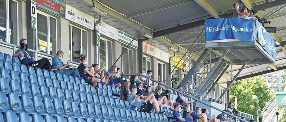 Kein blaues Wunder. Das Karl-Liebknecht-Stadion erlebte 44 Jahre nach seiner Eröffnung sein erstes Geisterspiel – ohne Erfolg.
