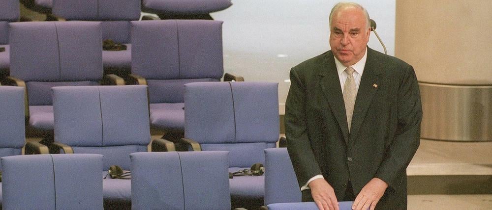 Alt-Bundeskanzler Helmut Kohl, CDU, im Bundestag. Das Bild stammt aus dem Jahr 2000.