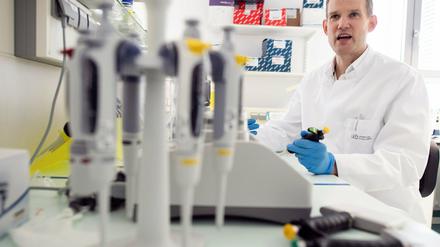 Der Virologe Professor Hendrik Streeck, Direktor des Institut für Virologie an der Uniklinik in Bonn.
