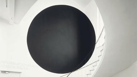 „Darmstadt“, zu sehen in der Ausstellung „Utopia“ in der Galerie Springer.