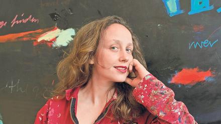 Schreiben ist zeichnen. Rebecca Raue hat bei Rebecca Horn und Georg Baselitz studiert.