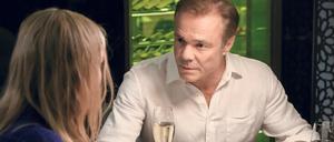 Die „European Alliance“ sollte nationale Ressourcen für besseres Fernsehen bündeln. Der Spionagethriller „Mirage“ mit Hannes Jaenicke und Marie Josée Croze zeigt jedoch, dass internationale Koproduktionen oft nur regionale Konturen abschleifen. 