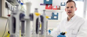 Professor Hendrik Streeck, Direktor des Institut für Virologie an der Uniklinik in Bonn. 