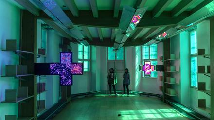 Die Art Basel 2019, hier mit einer Installation des deutschen Künstlers Mathis Altmann in der Ausstellung "Art Parcours". 