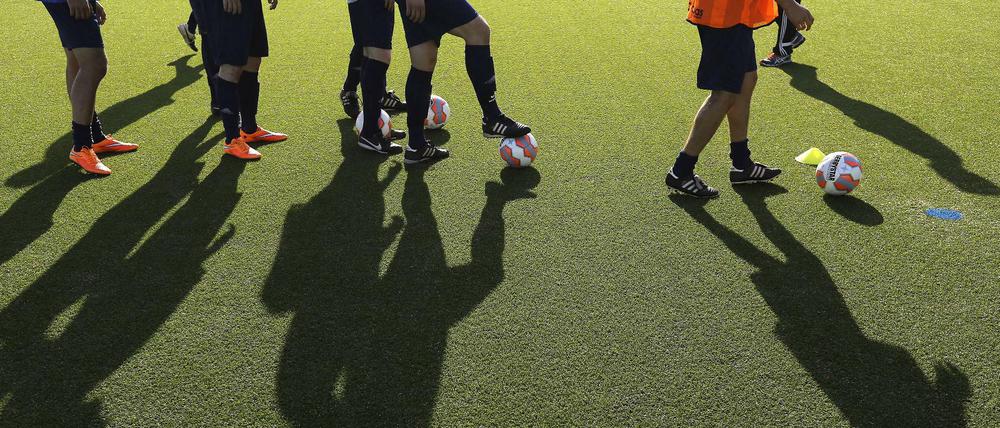Die dunkle Seite des Fußballs. Auch bei den Amateuren wird gedopt. Oft mit Schmerzmitteln.