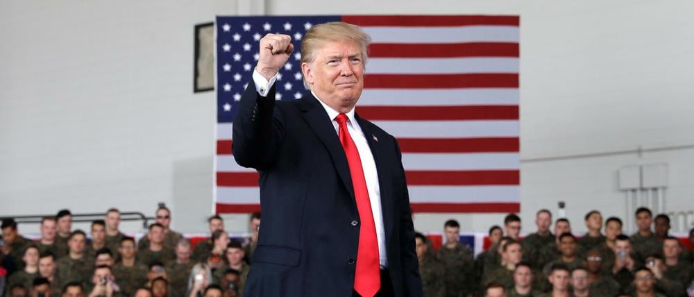 US-Präsident Donald Trump zu Besuch bei Soldaten