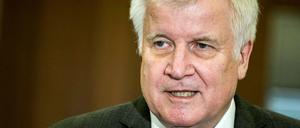 Bundesinnenminister Horst Seehofer (CSU) hält Stadionbesuche für Zuschauer mit entsprechendem Abstand für denkbar. 