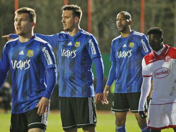 Abwehrchef: Christopher Schorch dirigiert die Saarbrücker Hintermannschaft.