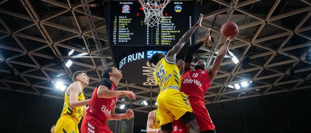 Am Sonntag startet Alba Berlin im ersten Gruppenspiel des Finalturniers gegen Frankfurt.