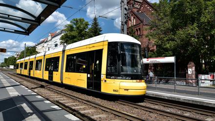 Lieb und teuer ist der öffentliche Nahverkehr in der Großstadt. Die Berliner Koalition sucht neue Formen, ihn zu finanzieren.