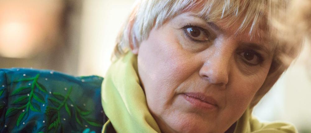 Nach einer Unterlassungsklage hat das Gericht Claudia Roth ihre Aussagen als Meinungsäußerung zugelassen.