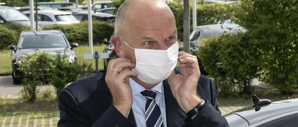 Ministerpräsident Dietmar Woidke (SPD) hat weitreichende Lockerungen für Brandenburg angekündigt.