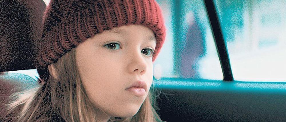 Maggie Valentina Salomon spielt die achtjährige herzkranke Jana einfach grandios.