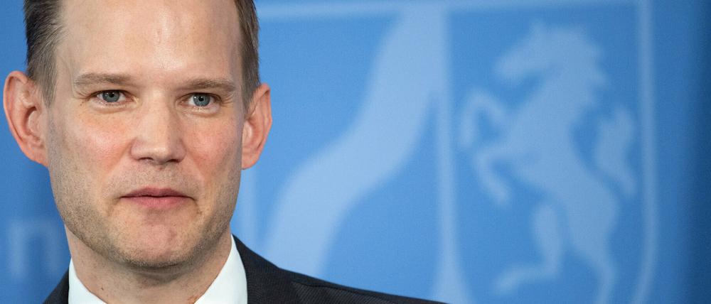 Hendrik Streeck, Direktor des Institut für Virologie an der Uniklinik in Bonn.