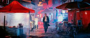  Traumwandlerische Langsamkeit. Still aus der ununterbrochenen 59-minütigen Einstellung in Bi Gans Cannes-Beitrag "Long Day's Journey Into Night" (2018).