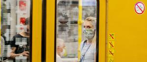 Der öffentliche Nahverkehr ist bislang der große Verlierer der Krise. Er wird als idealer Ort der Infektion wahrgenommen.