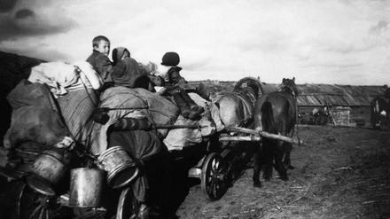 Flüchtlinge 1945 auf dem Weg in den Westen. Zum Internationalen Gedenktag erinnert unser Autor sich an seine Flucht.
