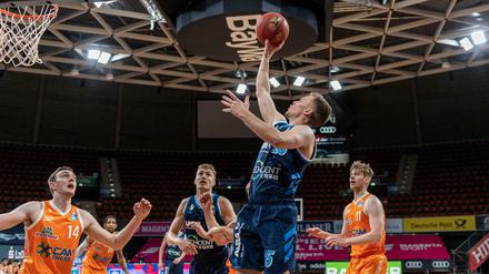Abgelegt: Martin Hermannsson und Alba Berlin hatten mit Vechta keine Probleme.
