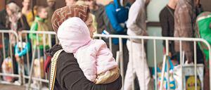 Angekommen - und dann? Europäische und deutsche Erfahrungen zeigen, dass unabhängige Beratung Asylsuchenden wie dem Staat nutzt. 