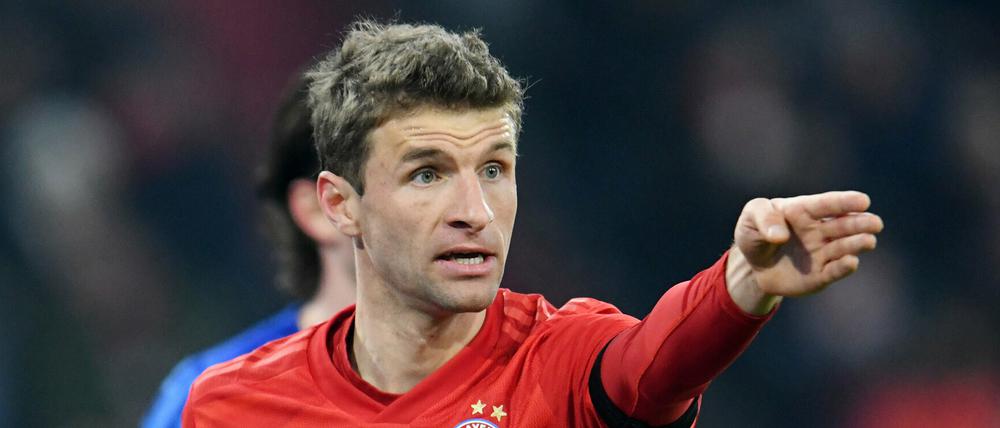 "Ich will, dass wir richtig angreifen, diesen Lauf, den wir aktuell haben, fortführen" - Thomas Müller fing seine Aussagen zu Transfersummen am Sonntag wieder ein. 